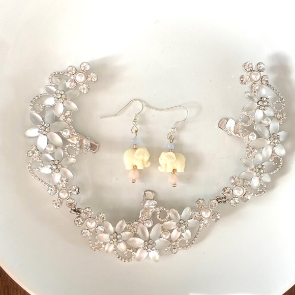 Earrings - Picture 2 of 2